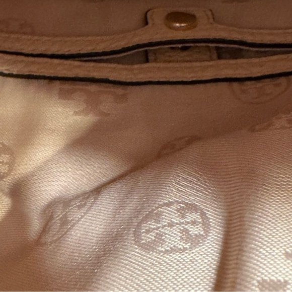 Tory Burch Thea Pebbled Leather Fold Over Crossbody/Clutch W/ Tassel Blush Pink - Picture 12 of 16